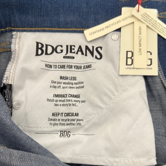 BDG  By Urban Outfitters Jet Twisted Straight Leg Jeans Size 29 - Picture 11 of 16